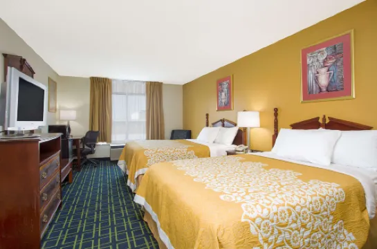 Days Inn by Wyndham Greenville