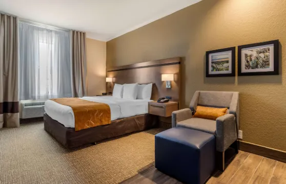 貝敦I10舒適套房酒店