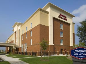 Hampton Inn & Suites Syracuse/Carrier Circle