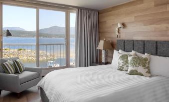 Oceanfront Suites at Cowichan Bay