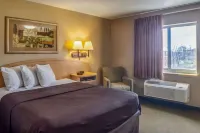 Suburban Studios Triadelphia - Wheeling at the Highlands Hotels in Ohio County