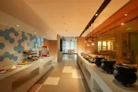 ฮอลิเดย์ อินน์ เอ็กซ์เพรส เล่อซาน ซิตี้ สแควร์ บาย IHG