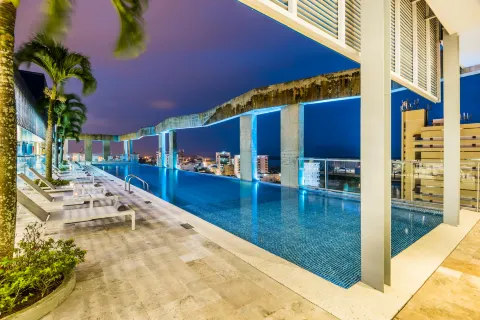 코스모스 파시피코 호텔