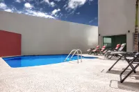 Mbm Red Sun Hotel Hotels in Сан Николас де лос Гарза