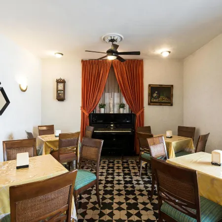 Hotel Doralba Inn