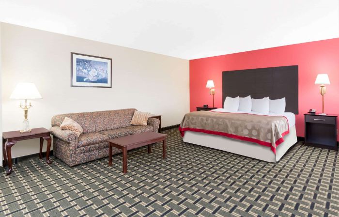 Ramada by Wyndham Vandalia