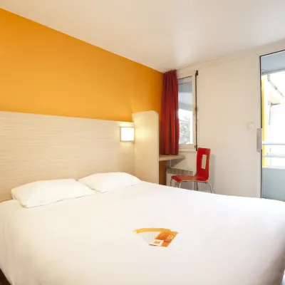 Premiere Classe Dijon Sud - Marsannay Hotels near Valendons Tramway Station