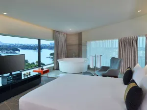 Radisson Bengaluru City Center