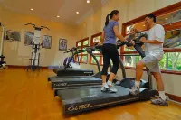 Nexus Resort & Spa Karambunai - gimnasio