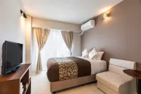 Mr.Kinjo Golden Cats - Apartments