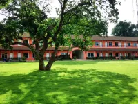 Aurora resort kanchanaburi Hotel a Lat Ya