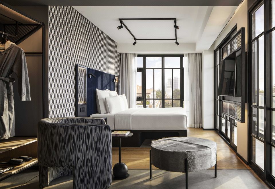 3. 트라이브 프놈펜..