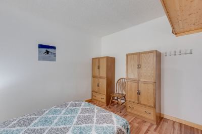 One-Bedroom Apartment Mt Baker Lodging Condo 18 – Remodeled, Sleeps 4! by Mbl Photo