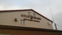 Gold Shark Hotel Các khách sạn gần Monument to Zoya Kosmodemyanskaya