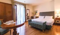 Center Hotel