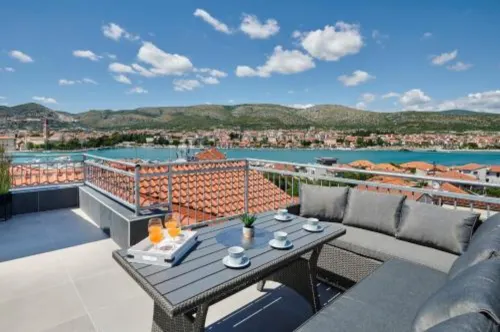 Apartments & Rooms Žaja - balcón