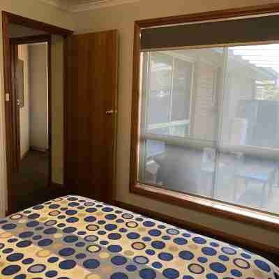 Apartments on Tolmie Rooms