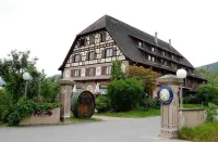 Hôtel Restaurant le Verger des Châteaux, the Originals Relais