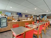 Holiday Inn Express NASHVILLE W I40/WHITEBRIDGE RD by IHG Hotels near Athena Statue