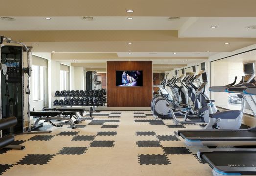 1. 노보텔 코치 인..