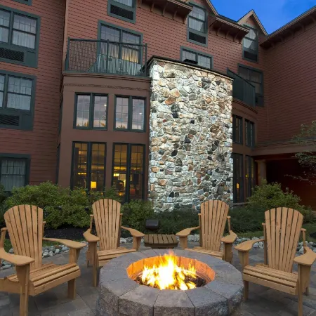 Courtyard Lake Placid