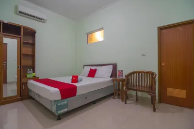 رد دورز شاريه آت جاتوت سوبروتو لامبونج فنادق في 