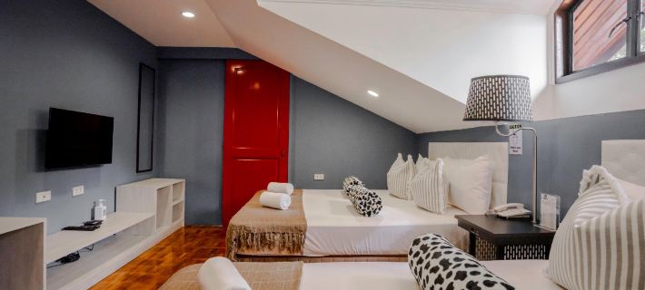 Oak and Stone Bed and Breakfast Hotels in Baguio City
