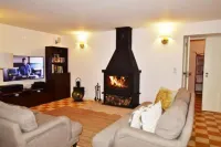 Tapada da Rabela - Reserva Natural Hotels in Marvao