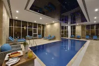 Swiss-Belsuites Admiral Juffair - С бассейном