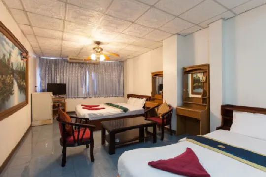 The Encore Hotel Отели рядом с достопримечательностью «Пешеходная улица Паттайя»