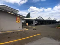 Allan Cunningham Motel Hotels in Kearneys Spring