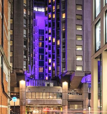 STG Hotel Oxford Street의 실용적인 객실 내부