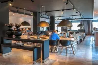 Postillion Hotel Dordrecht - breakfast