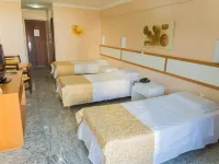 Costa Atlantico Hotel Hotels near Jansen Lagoon