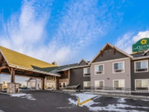 La Quinta Inn & Suites by Wyndham Belgrade - Bozeman Airport Hotels in Belgrade