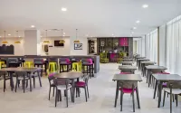 Hampton by Hilton Bristol City Centre - sarapan