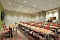 Home2 Suites by Hilton Cleveland Independence Hotel a Independence
