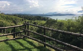 La cabana del Lago Calima