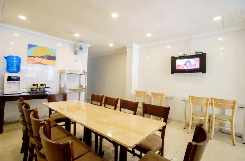 Saigon Charm Hotel photo 2