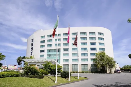 Crowne Plaza VILLAHERMOSA by IHG