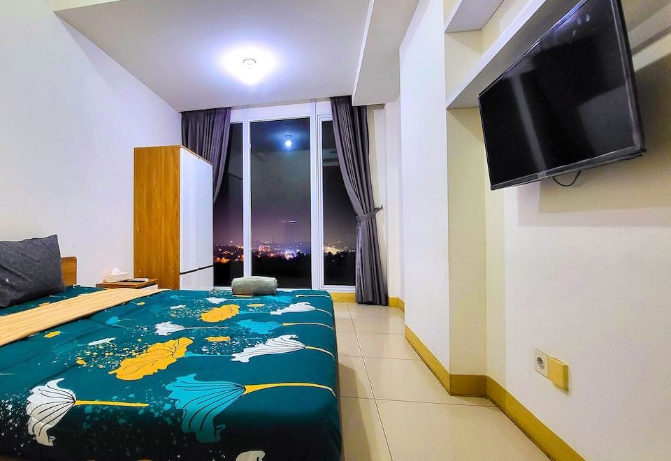 Anggun Room at TreePark Apartment Serpong BSD - Housity
