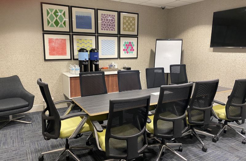 Holiday Inn Express & Suites Independence-Kansas City by IHG photo 5