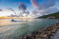 Le Nautique Luxury Beachfront Apartments Hotels in Takamaka