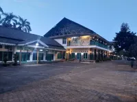 Dewi Ratih Hotel Batang Hotels in Batang