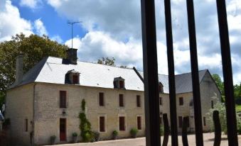 Mansion in Lantheuil France with Garden
