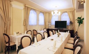 Grand Hotel President