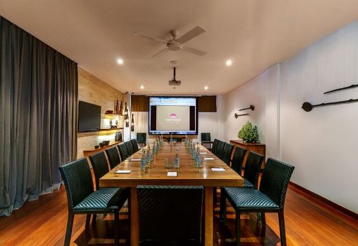 Semara Resort & Spa Seminyak Hotel Overview