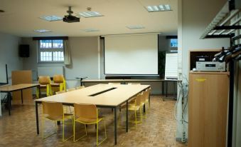 Jacques Brel Hostel