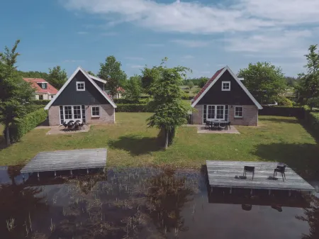 Comfortabel 8 Отели в г. Bant