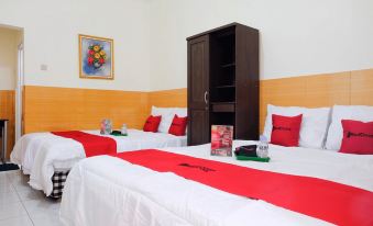 RedDoorz Near Stab Syailendra Kopeng